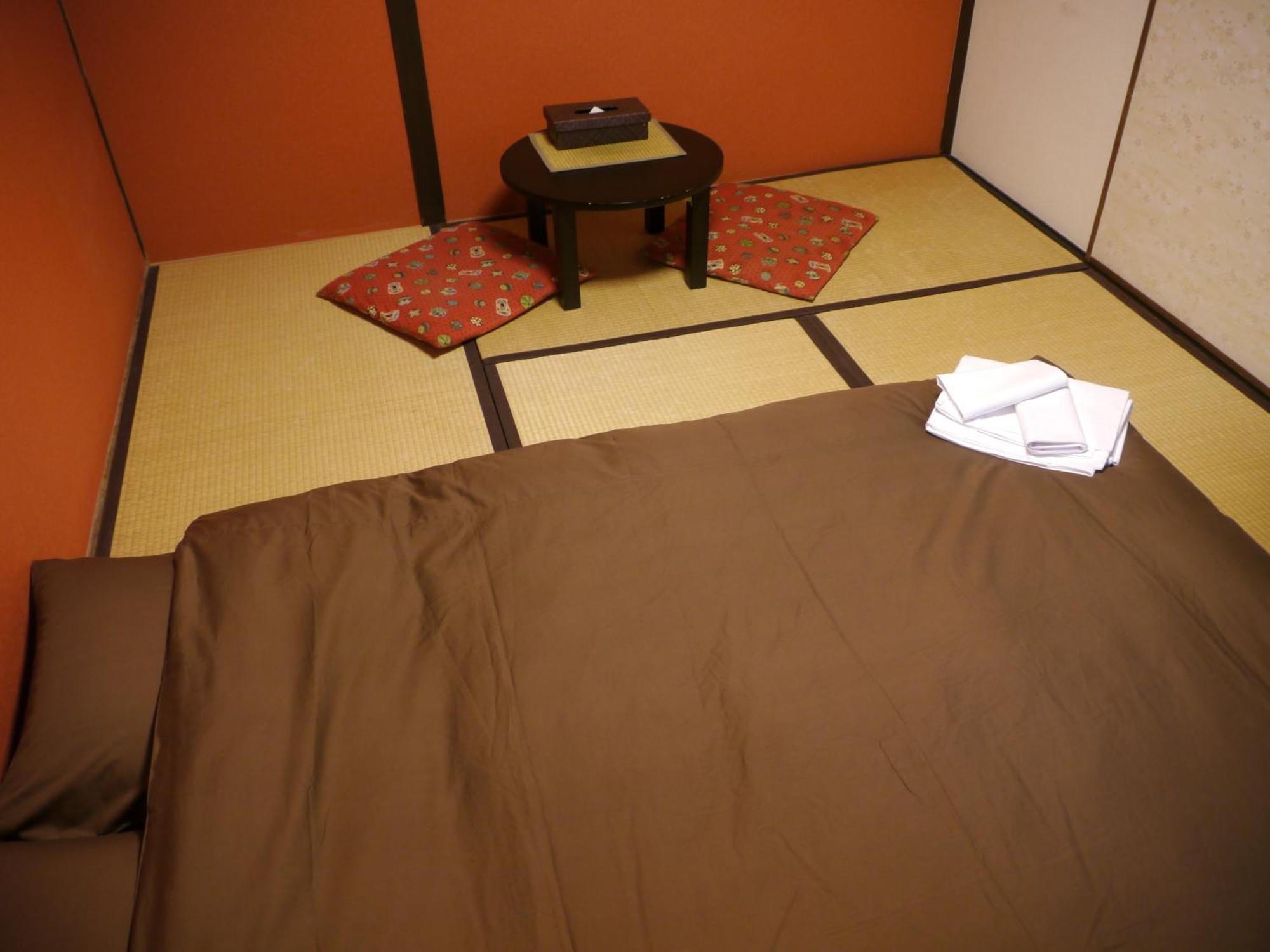 J-Hoppers Hiroshima Guesthouse Eksteriør bilde