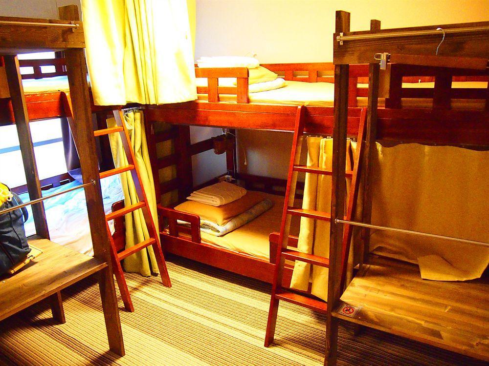 J-Hoppers Hiroshima Guesthouse Eksteriør bilde