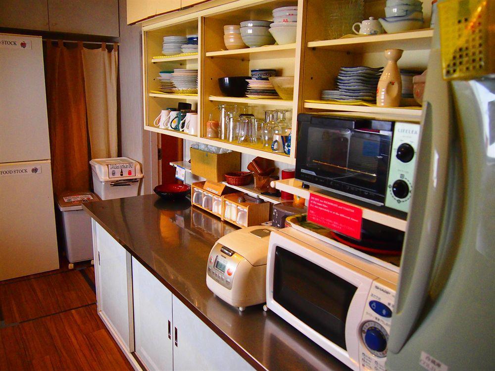 J-Hoppers Hiroshima Guesthouse Eksteriør bilde