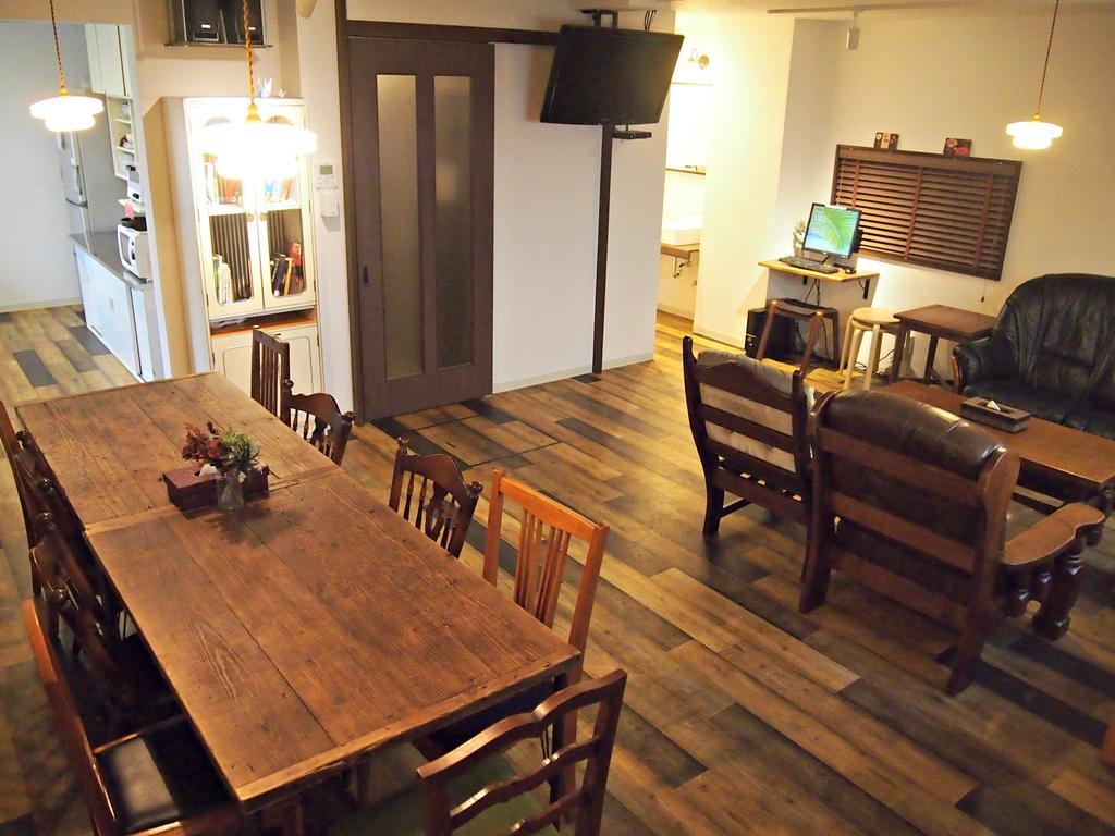 J-Hoppers Hiroshima Guesthouse Eksteriør bilde