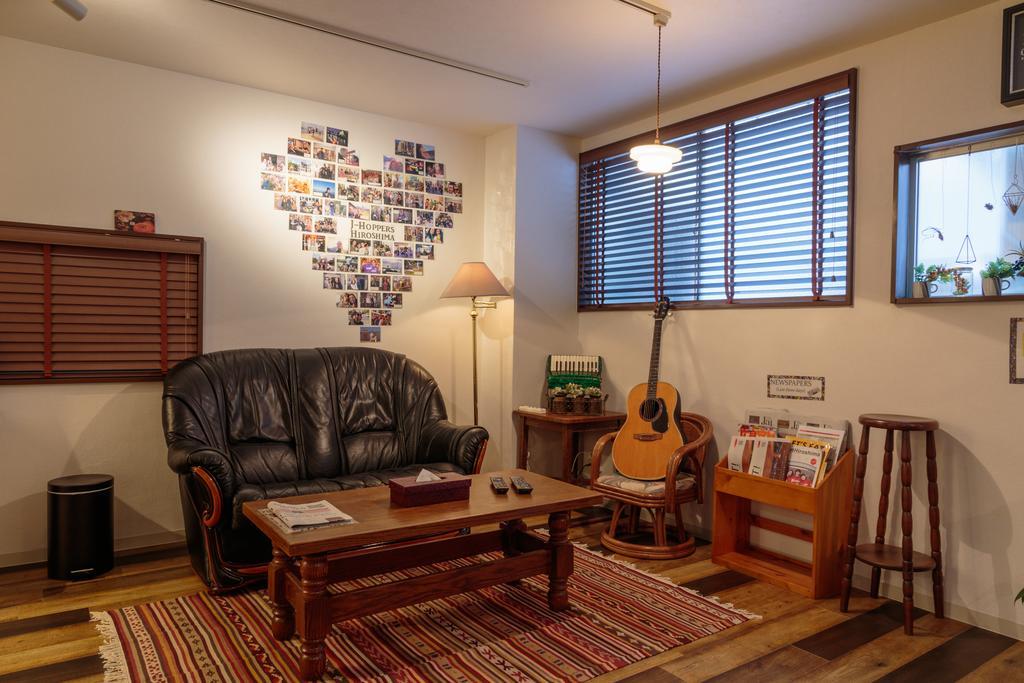 J-Hoppers Hiroshima Guesthouse Eksteriør bilde