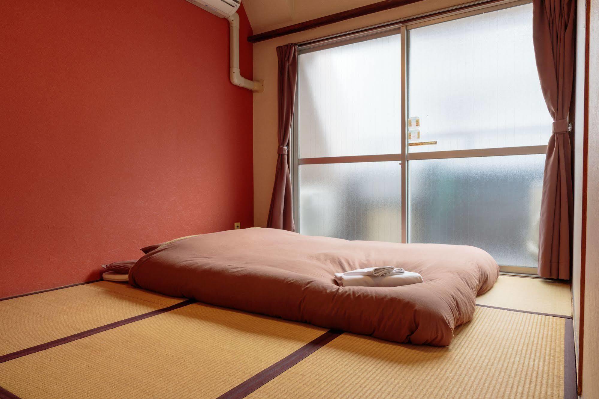 J-Hoppers Hiroshima Guesthouse Eksteriør bilde