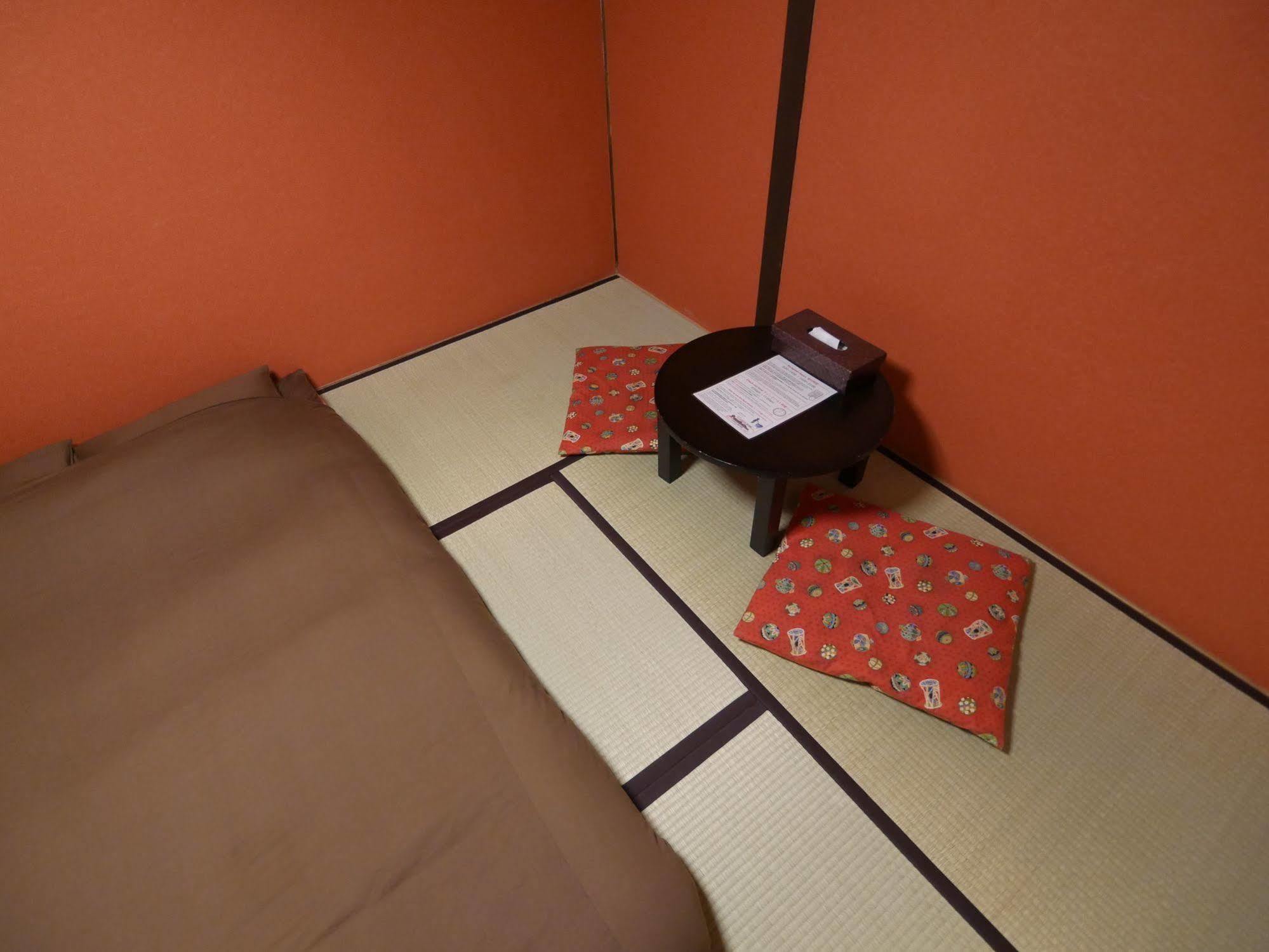 J-Hoppers Hiroshima Guesthouse Eksteriør bilde