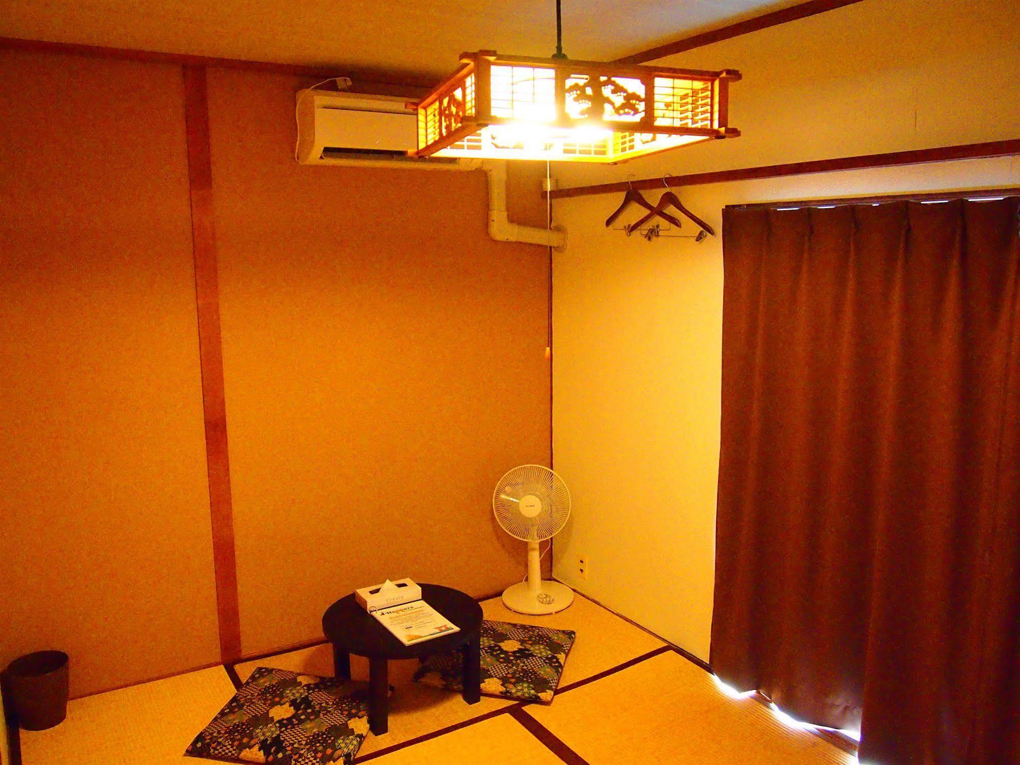 J-Hoppers Hiroshima Guesthouse Eksteriør bilde